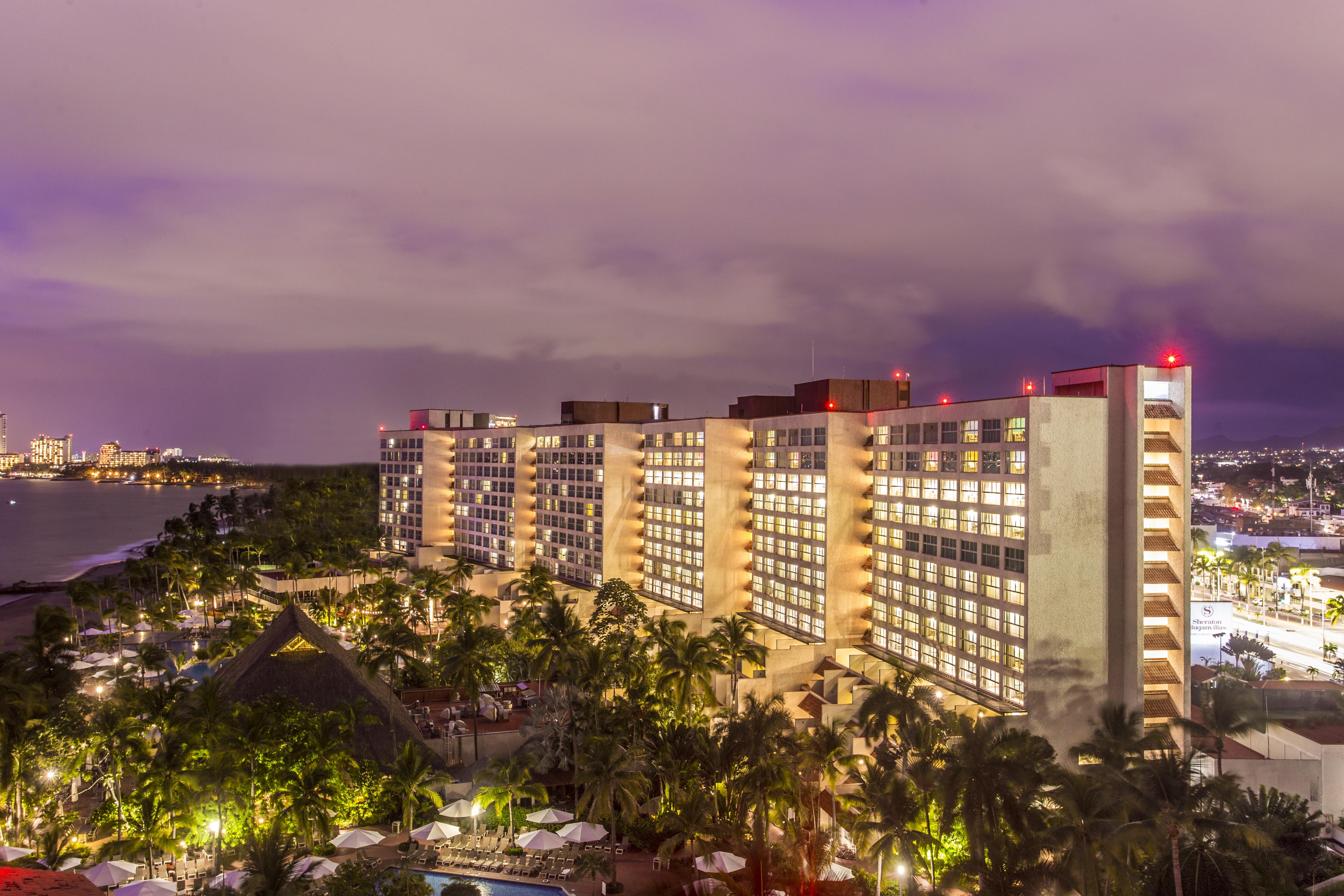 Sheraton Buganvilias Resort & Convention Center Puerto Vallarta Exterior photo